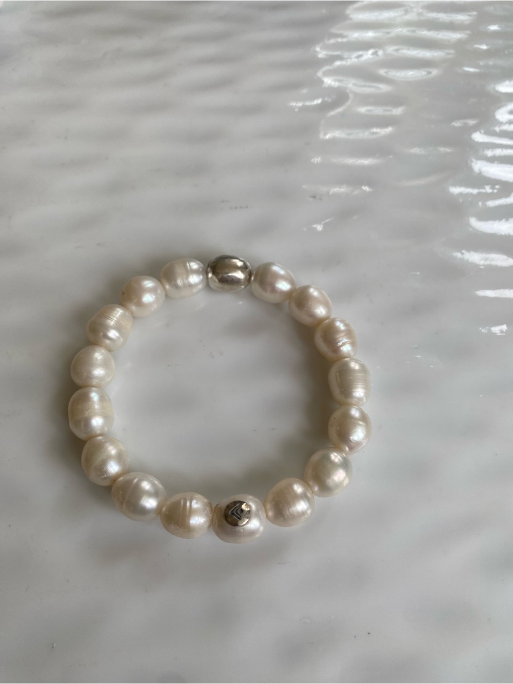 Silpada “Shine On” Pearl Stretch Bracelet with Silver Accent B2894 - Picture 3 of 6